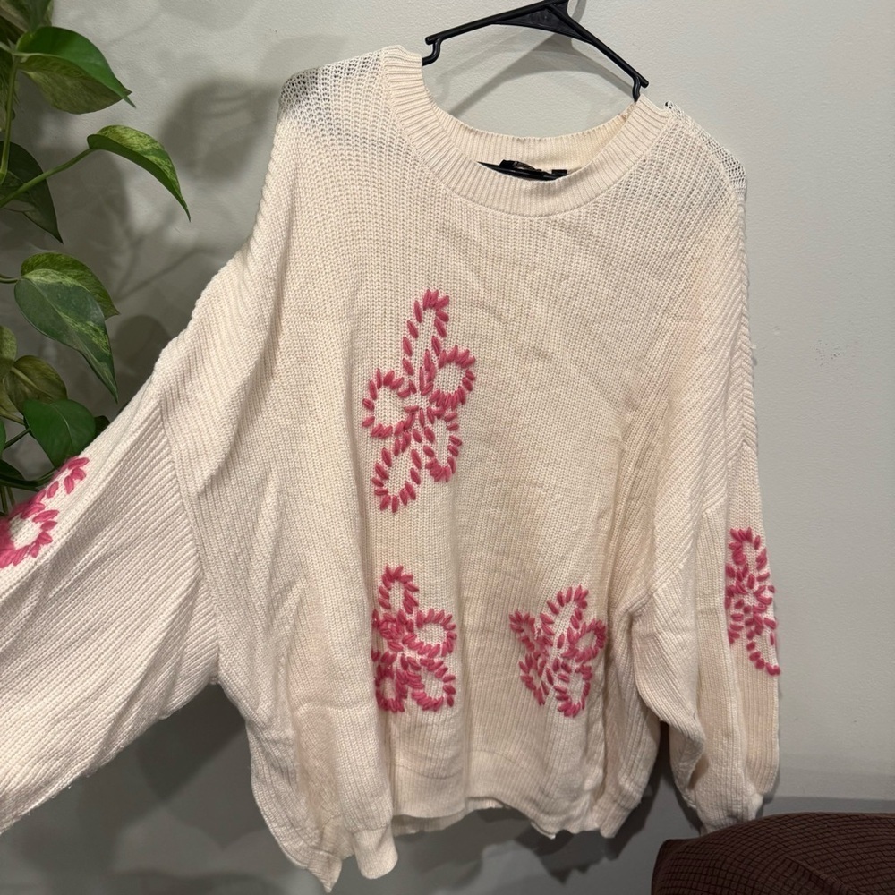 Cyrus Cream Knit Sweater with Pink Flowers Super Soft Warm 3X - Picture 2 of 5